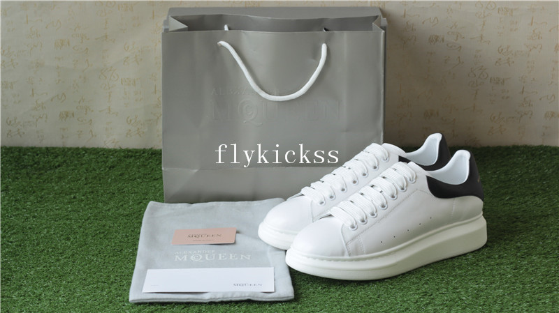 Alexander McQueen Oversized Sneaker White Black